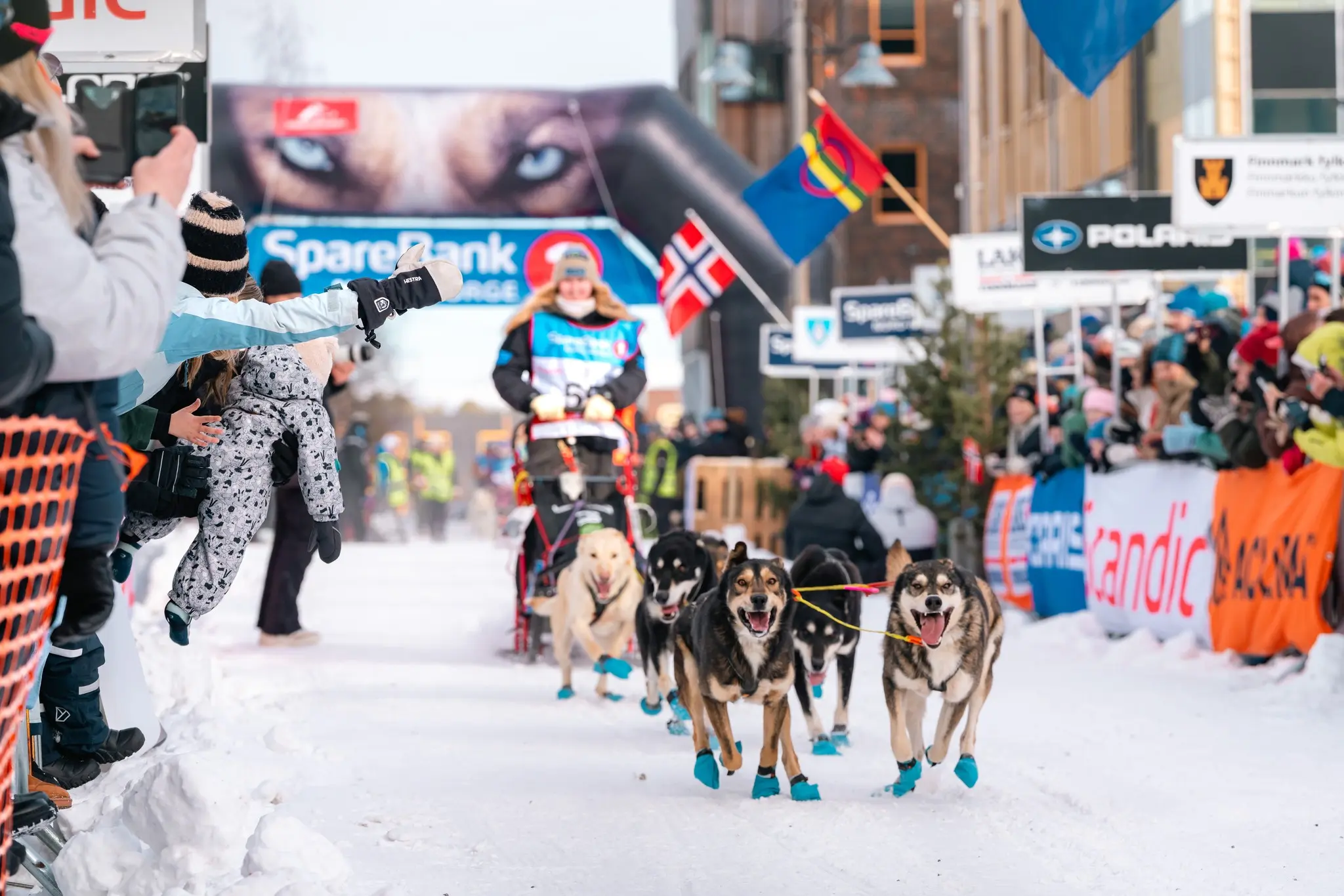 Regjeringen støtter Finnmarksløpet